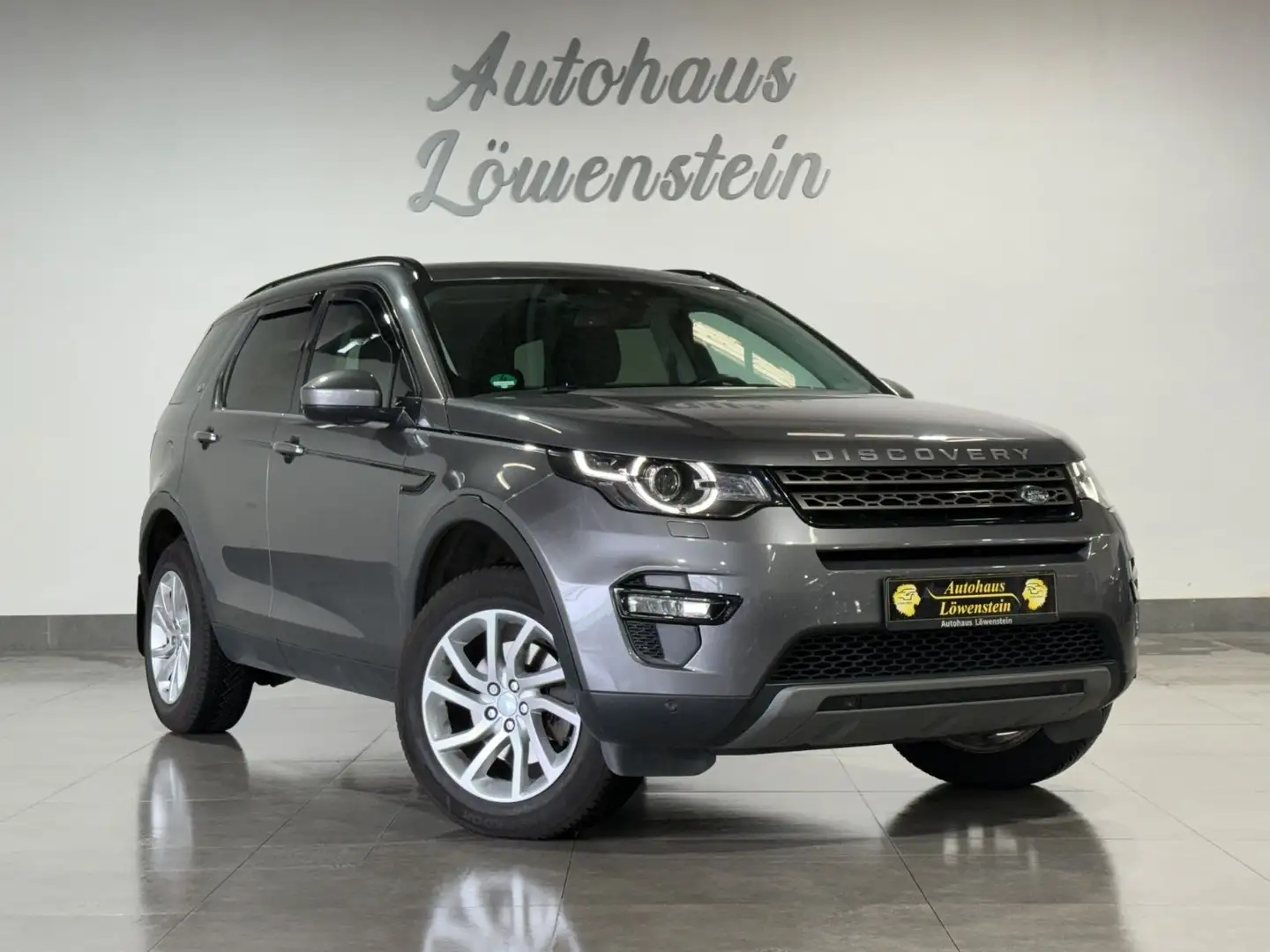 Land Rover Discovery Sport SE AWD*NAVI*RFK*PANO Grau - 1