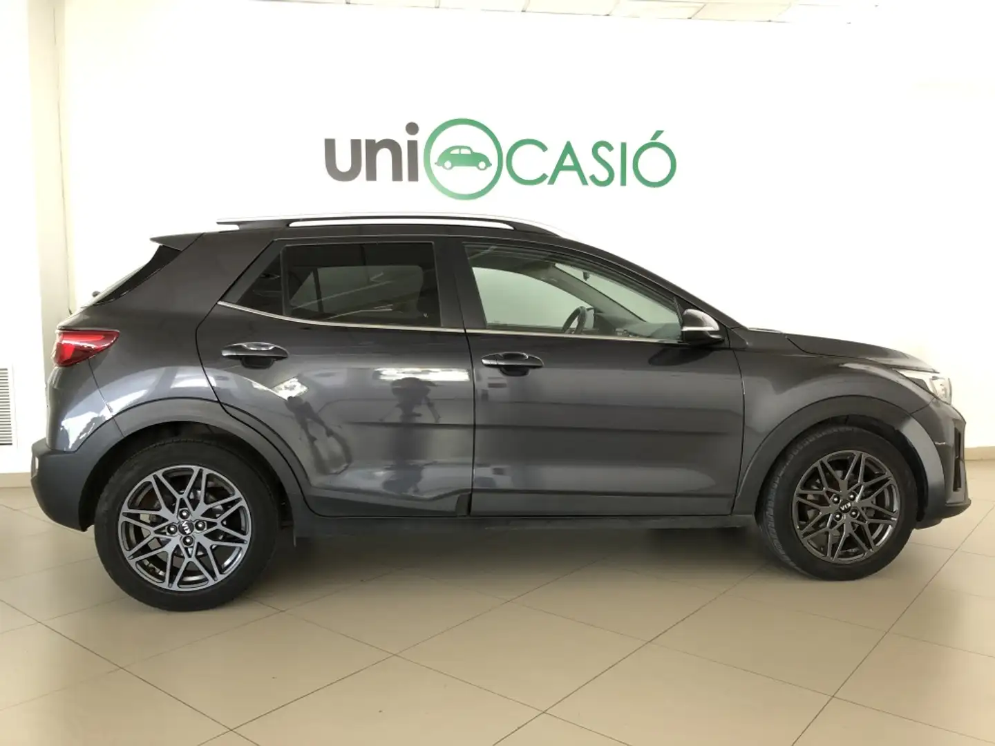 Kia Stonic 1.0 T-GDi Eco-Dynamic Black Edition 120 Bleu - 2