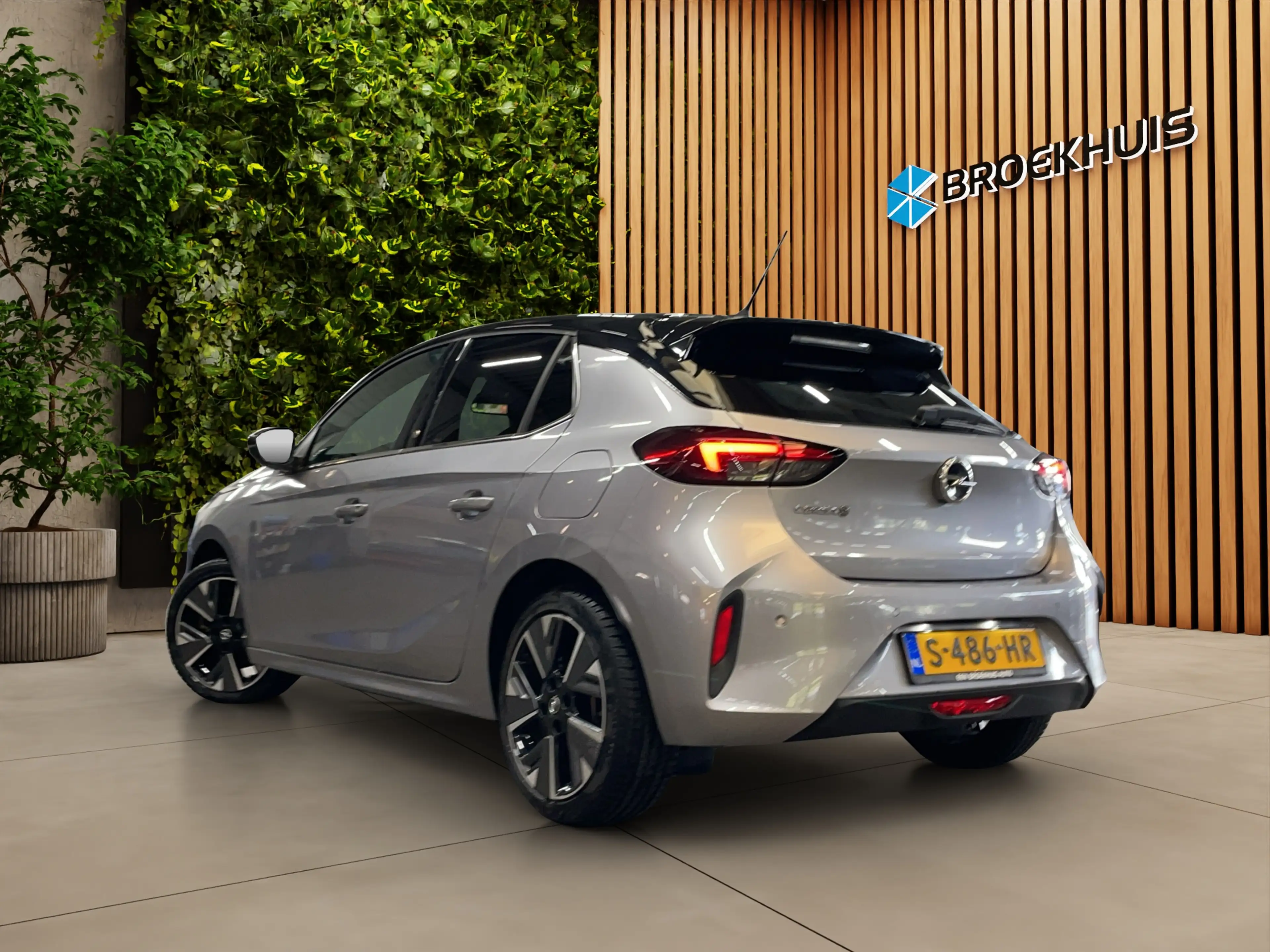 Opel Corsa-e Ultimate 50KWh Nav | Half leder | Massage Stoelen| — photo 4
