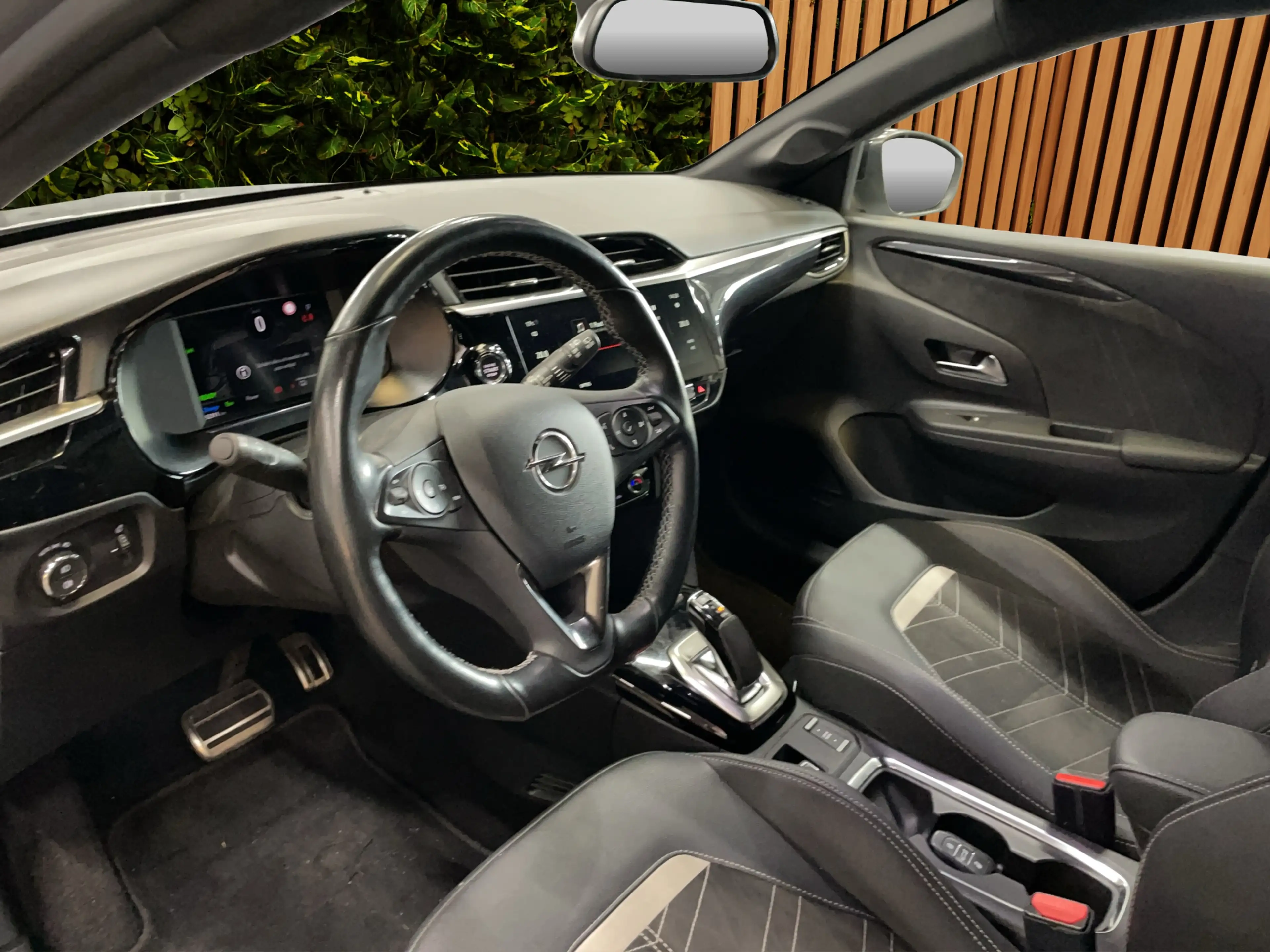Opel Corsa-e Ultimate 50KWh Nav | Half leder | Massage Stoelen| — photo 3