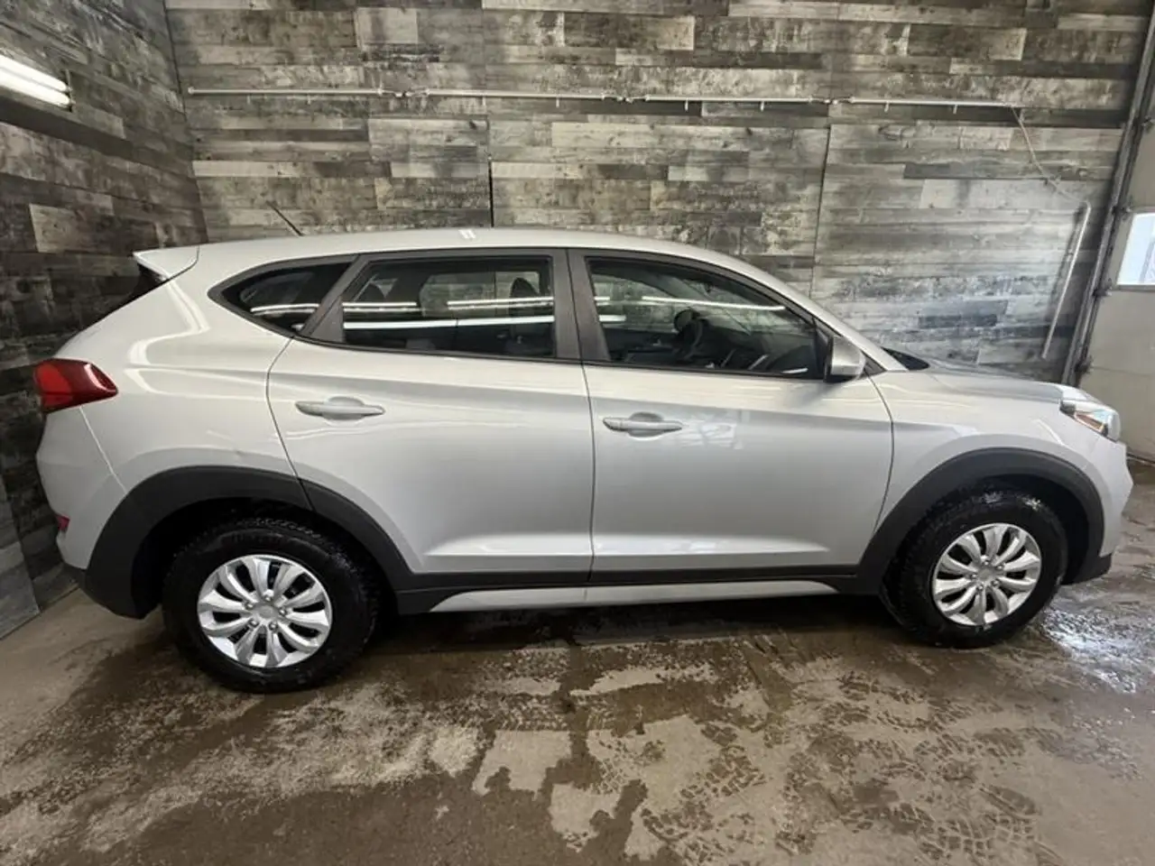 Hyundai TUCSON снимка Hyundai TUCSON
