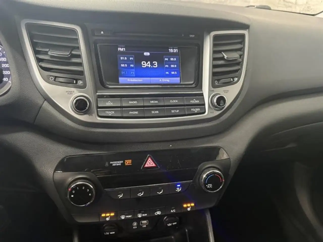 Hyundai TUCSON снимка Hyundai TUCSON
