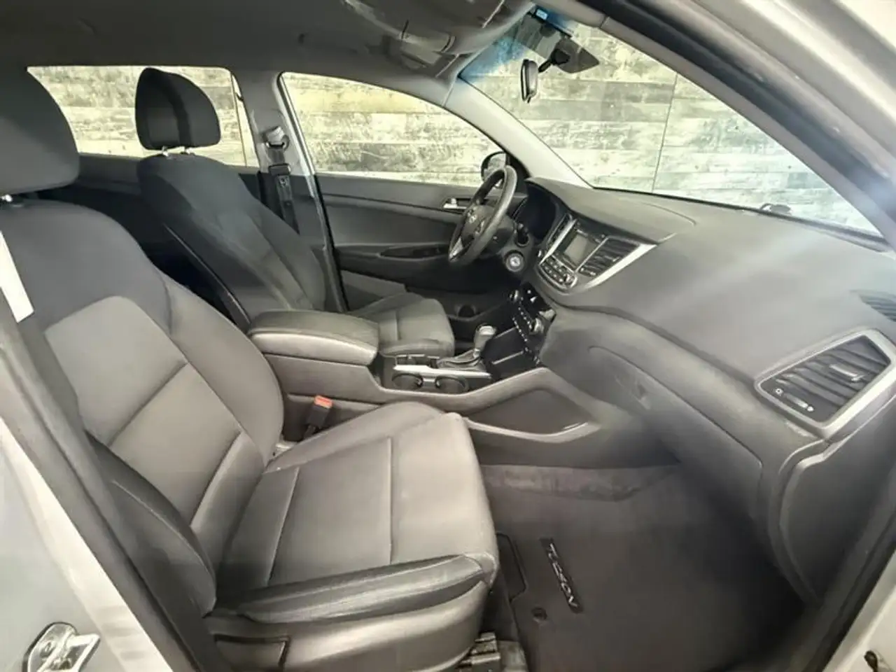 Hyundai TUCSON снимка Hyundai TUCSON