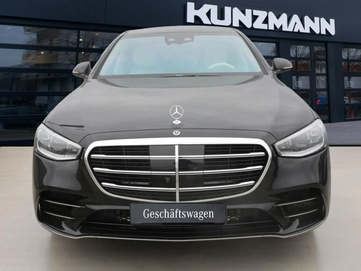 Mercedes-Benz S 580 4MATIC Limousine Langversion AMG Distronic Schwarz - 2