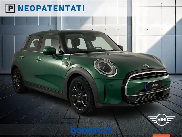 Mini One view 4