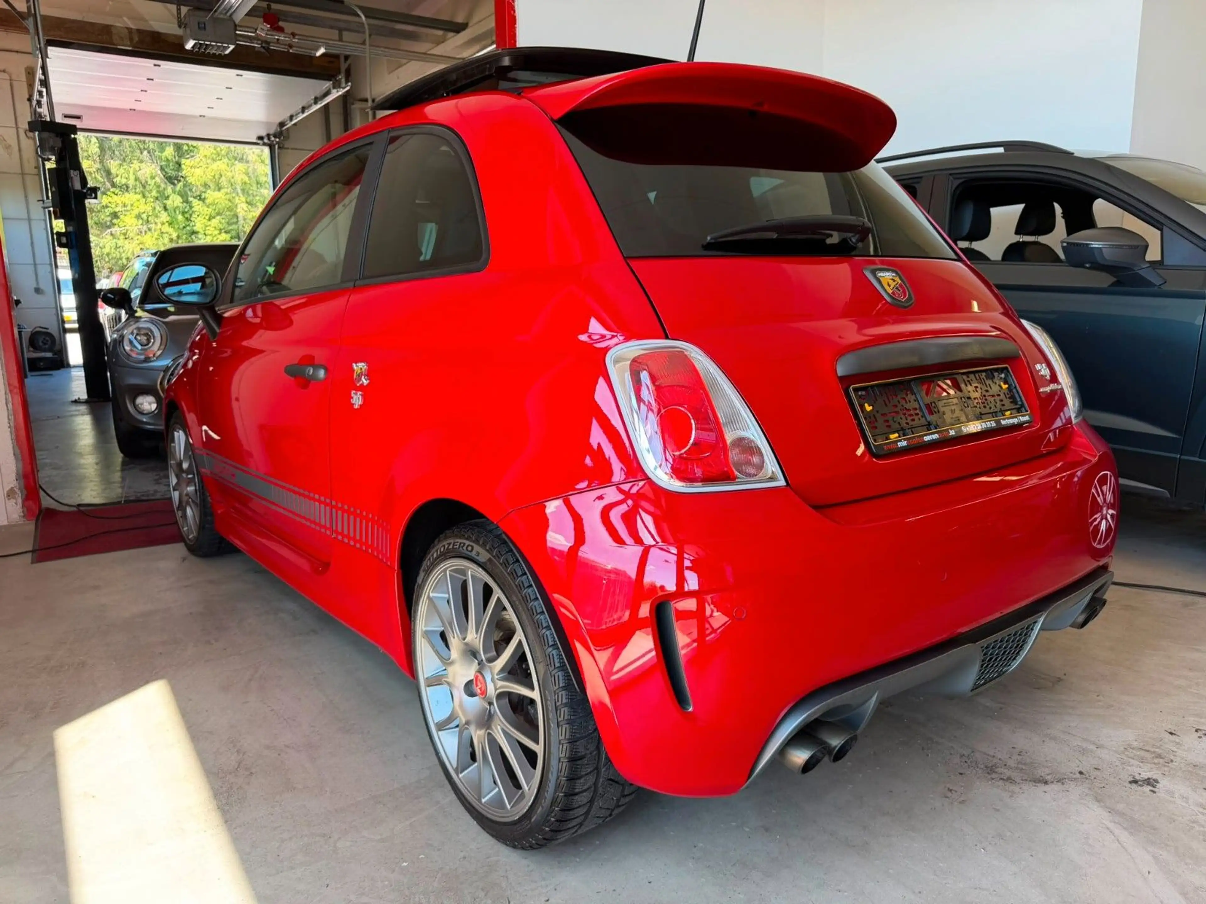 Abarth 500 595 Competizione ** P-DACH ** LEDER ** PDC ** — photo 6