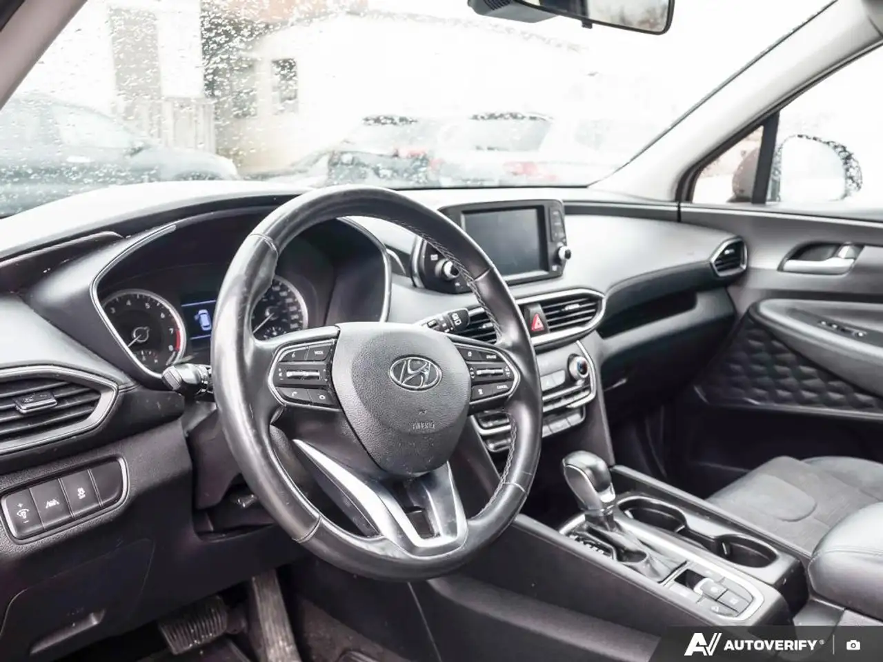 Hyundai SANTA FE снимка Hyundai SANTA FE