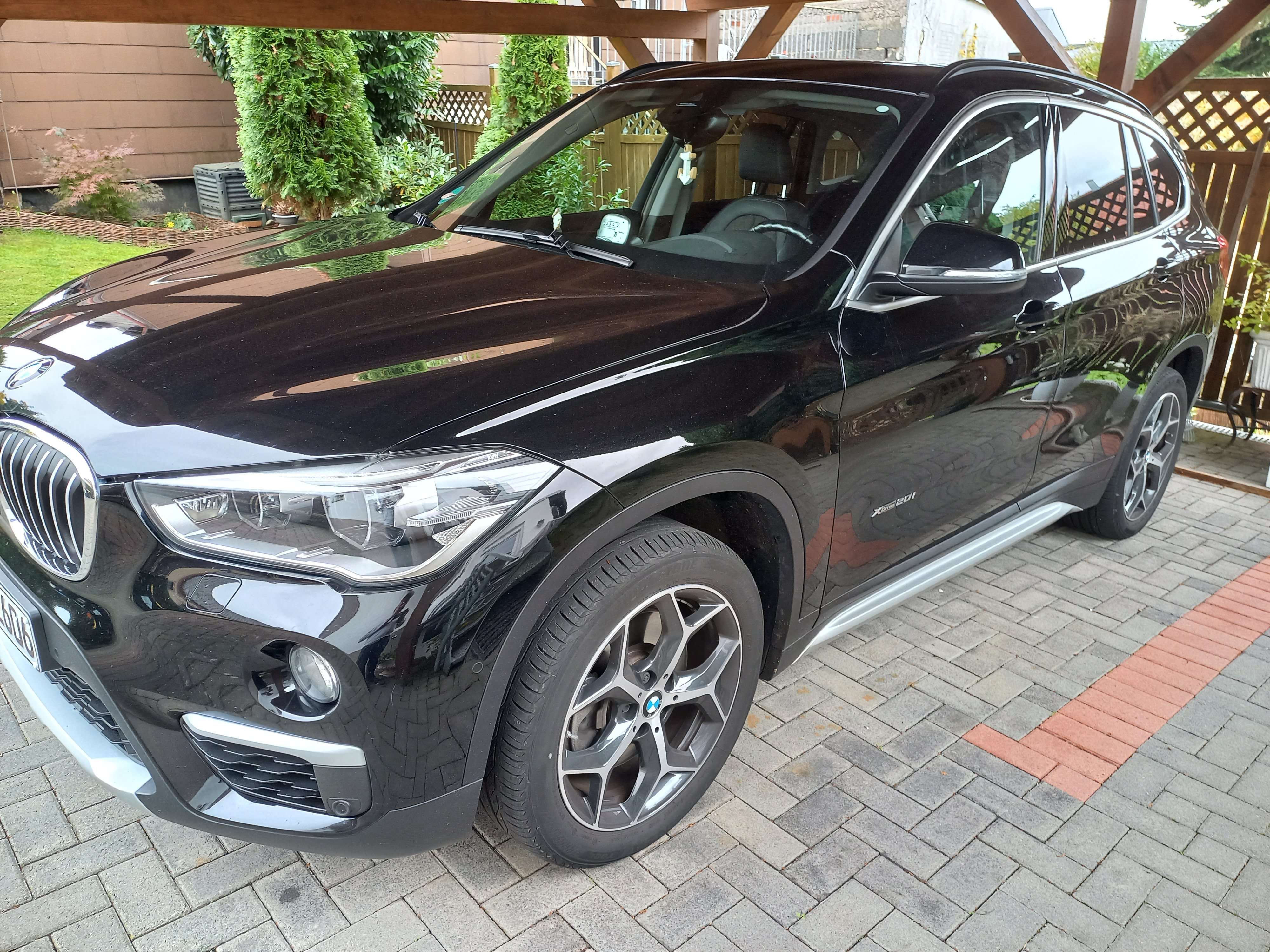 Second hand Bmw X1 xDrive20i