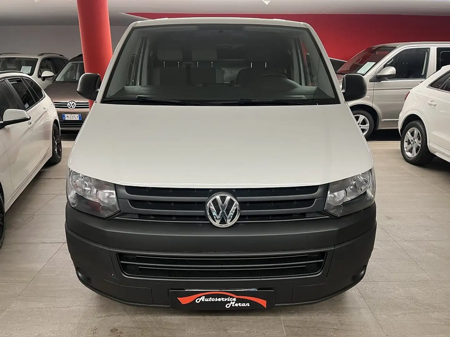 Volkswagen T5 Transporter 2.0 TDI corto Blanc - 2
