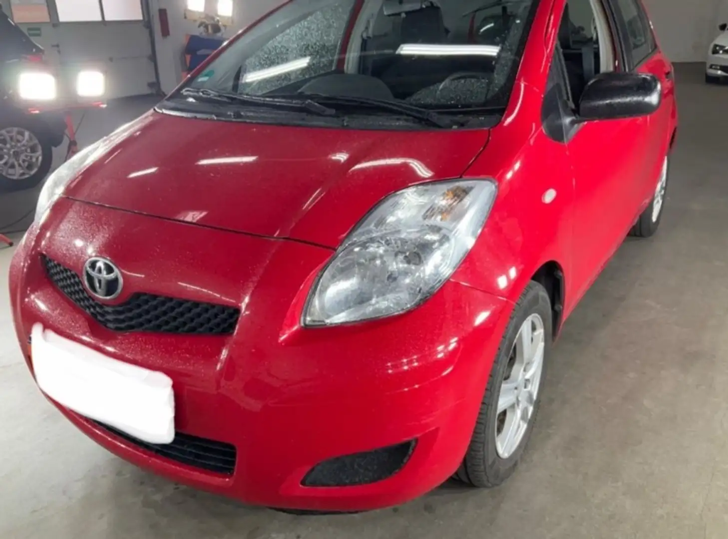 Toyota Yaris 1.3 VVT-i TS Rouge - 1
