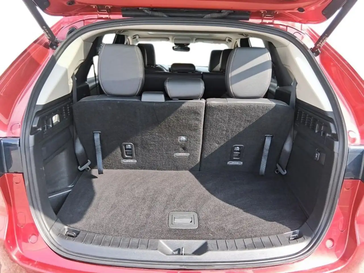 Mazda CX-90 MHEV снимка Mazda CX-90 MHEV