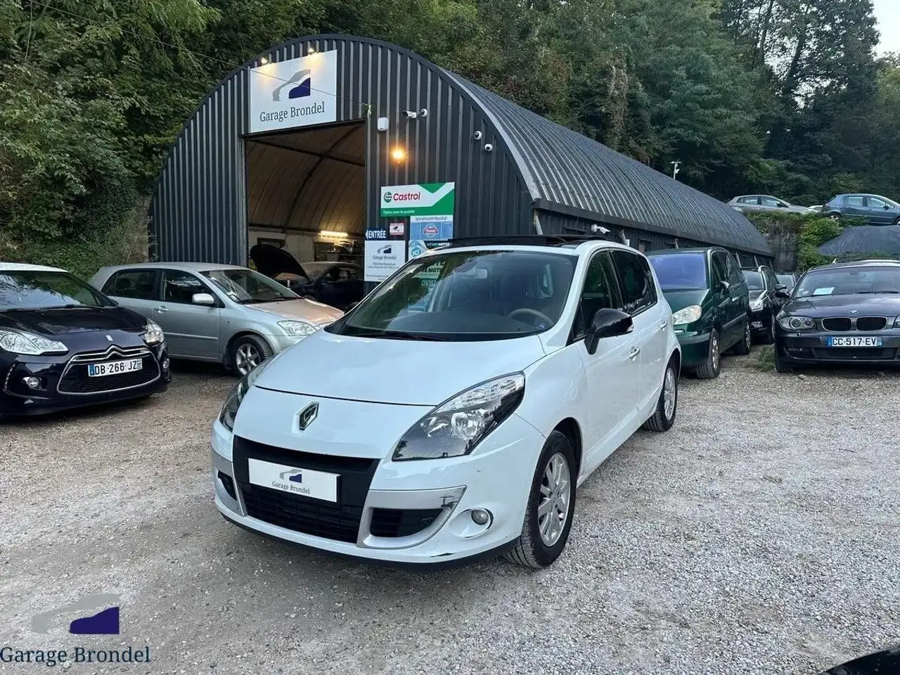 Renault Scenic III 1.9 dCi 130cv 1Ã¨re Main