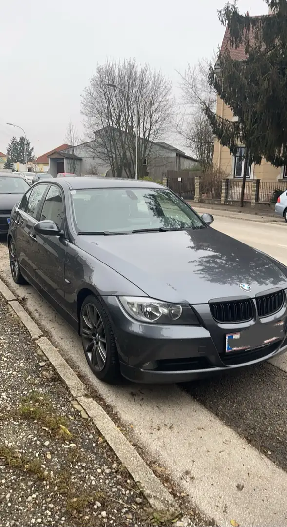 BMW 318 318d Österreich-Paket siva - 1