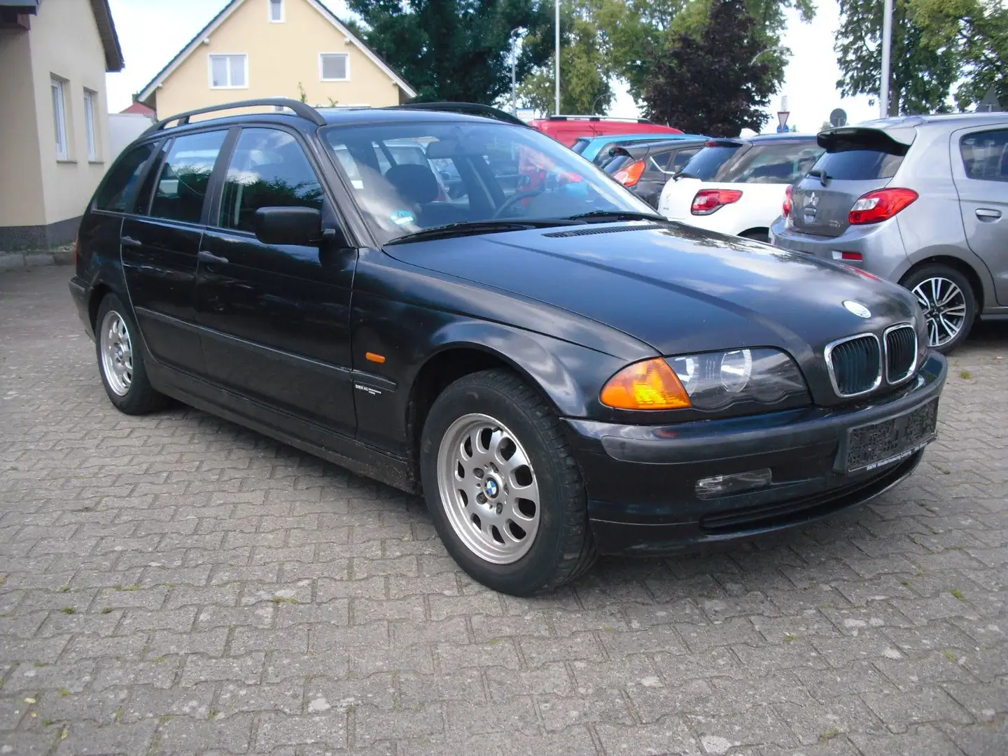 BMW 318 i touring - Zur Ersatzteilgewinnung ! Black - 2