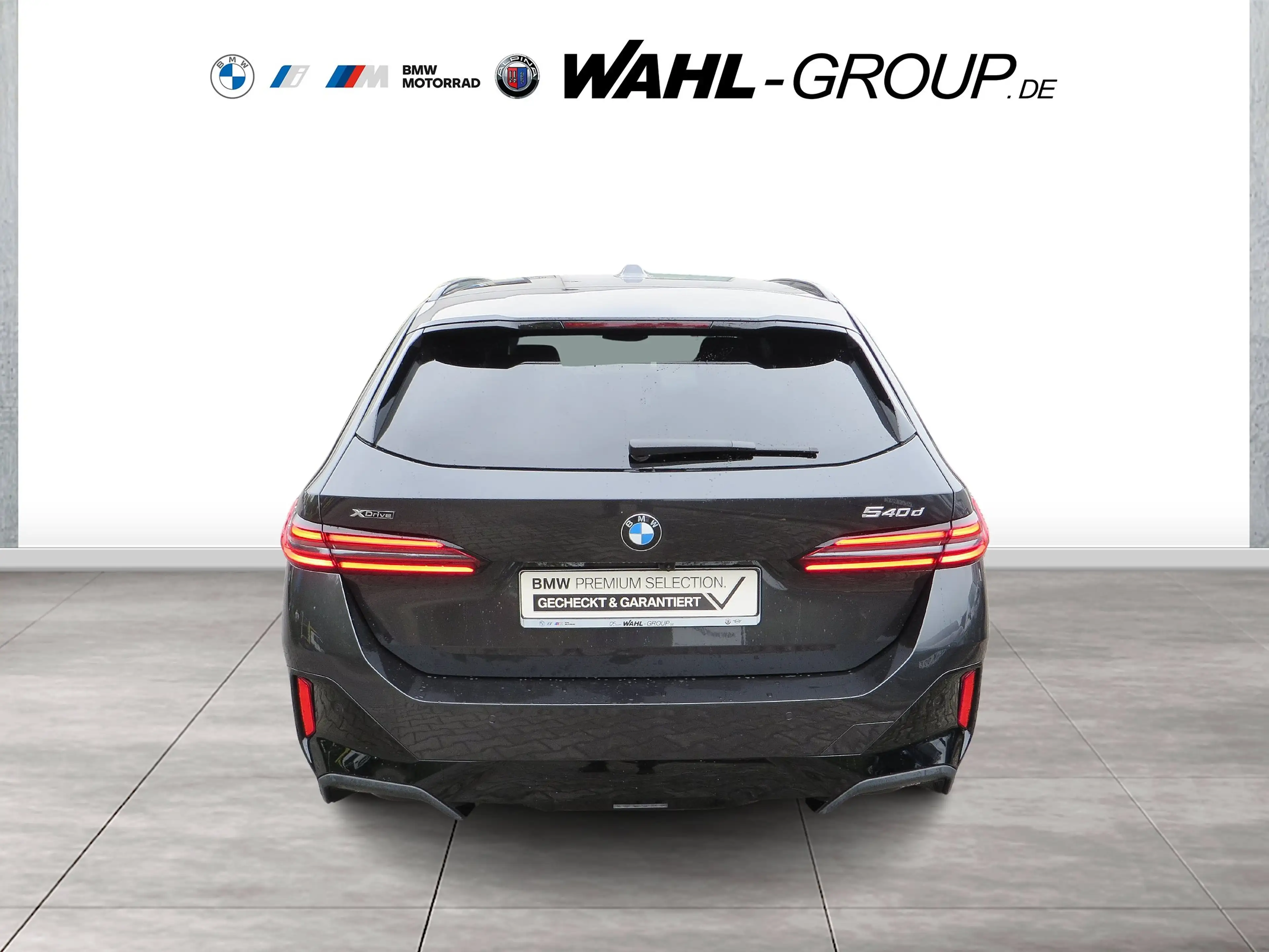 BMW 540 d xDrive Touring — photo 6