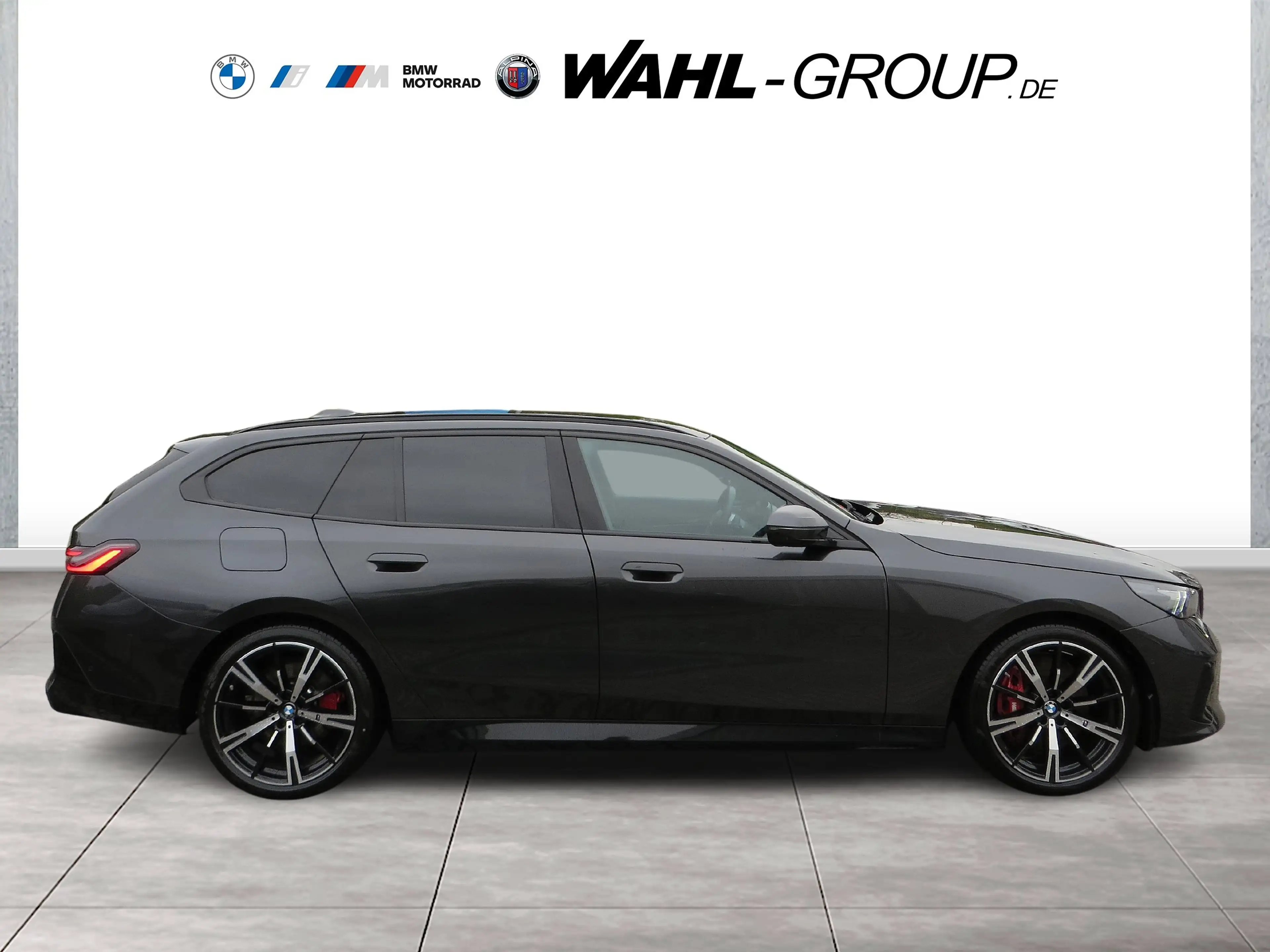 BMW 540 d xDrive Touring — photo 4