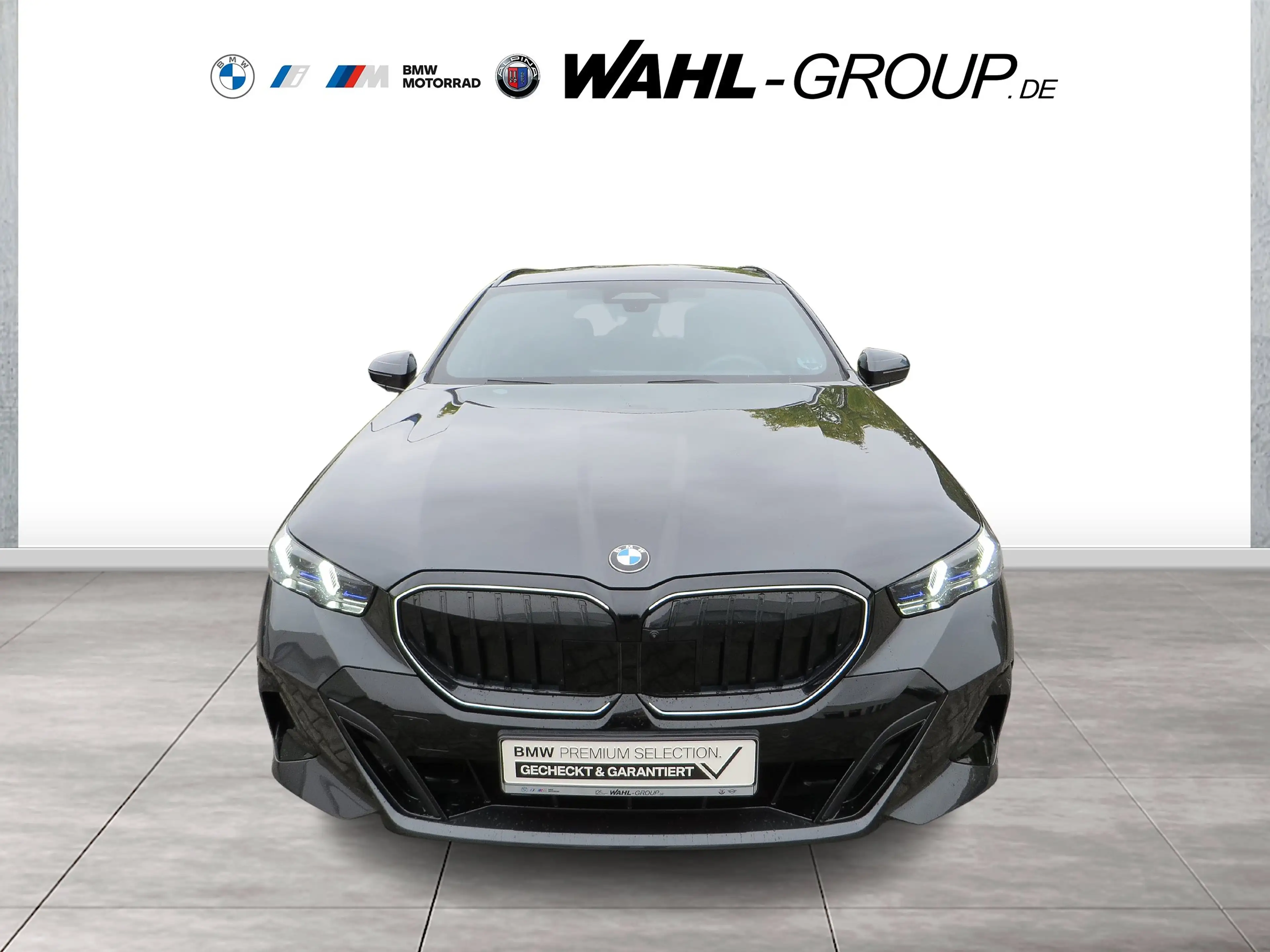 BMW 540 d xDrive Touring — photo 2