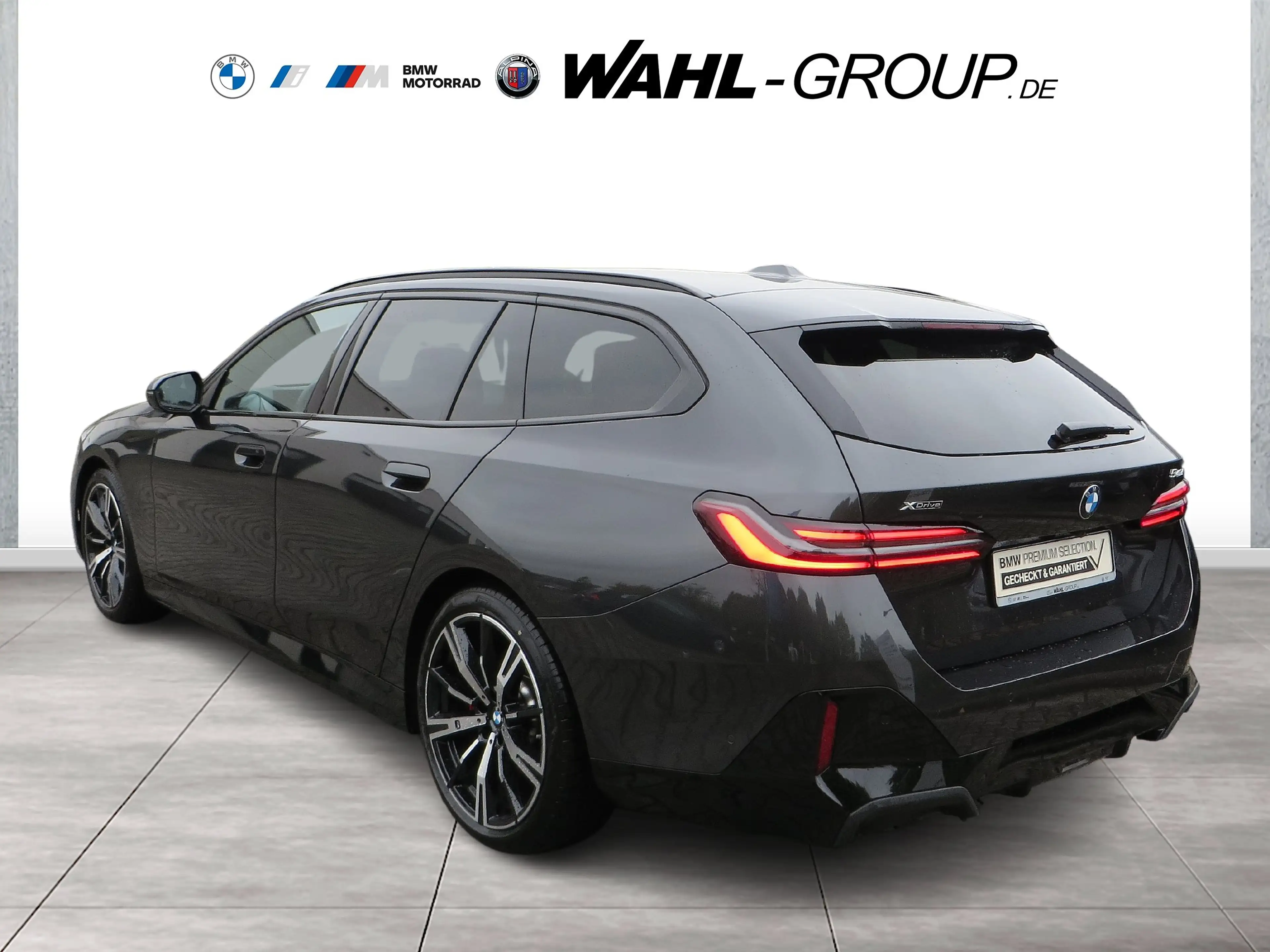 BMW 540 d xDrive Touring — photo 7