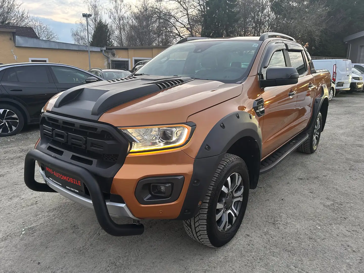 Ford Ranger Wildtrak Doppelkabine 4x4 Leder Navi LED MwSt Orange - 1
