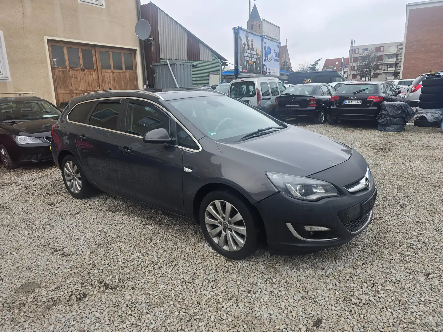 Opel Astra Exklusiv Grau - 2