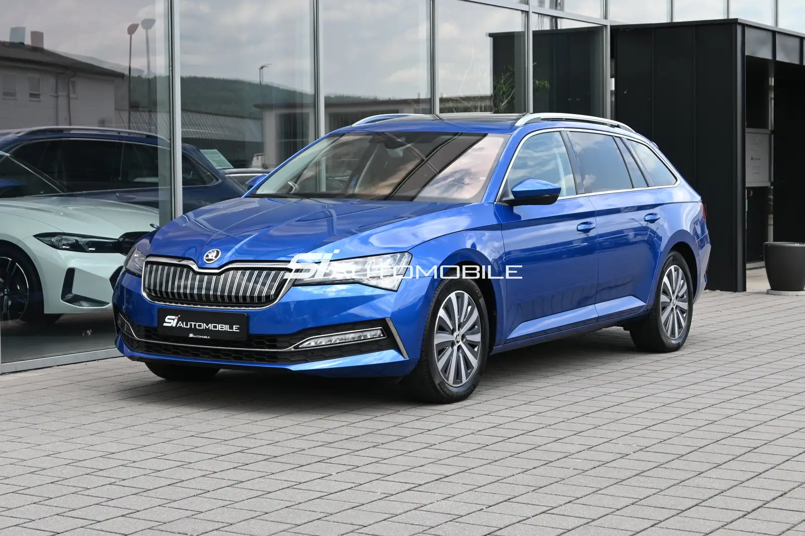 Skoda Superb 1.4 TSI iV DSG AMBITION COMBI *ACC*AHK*PANO*KAMERA Blauw - 1