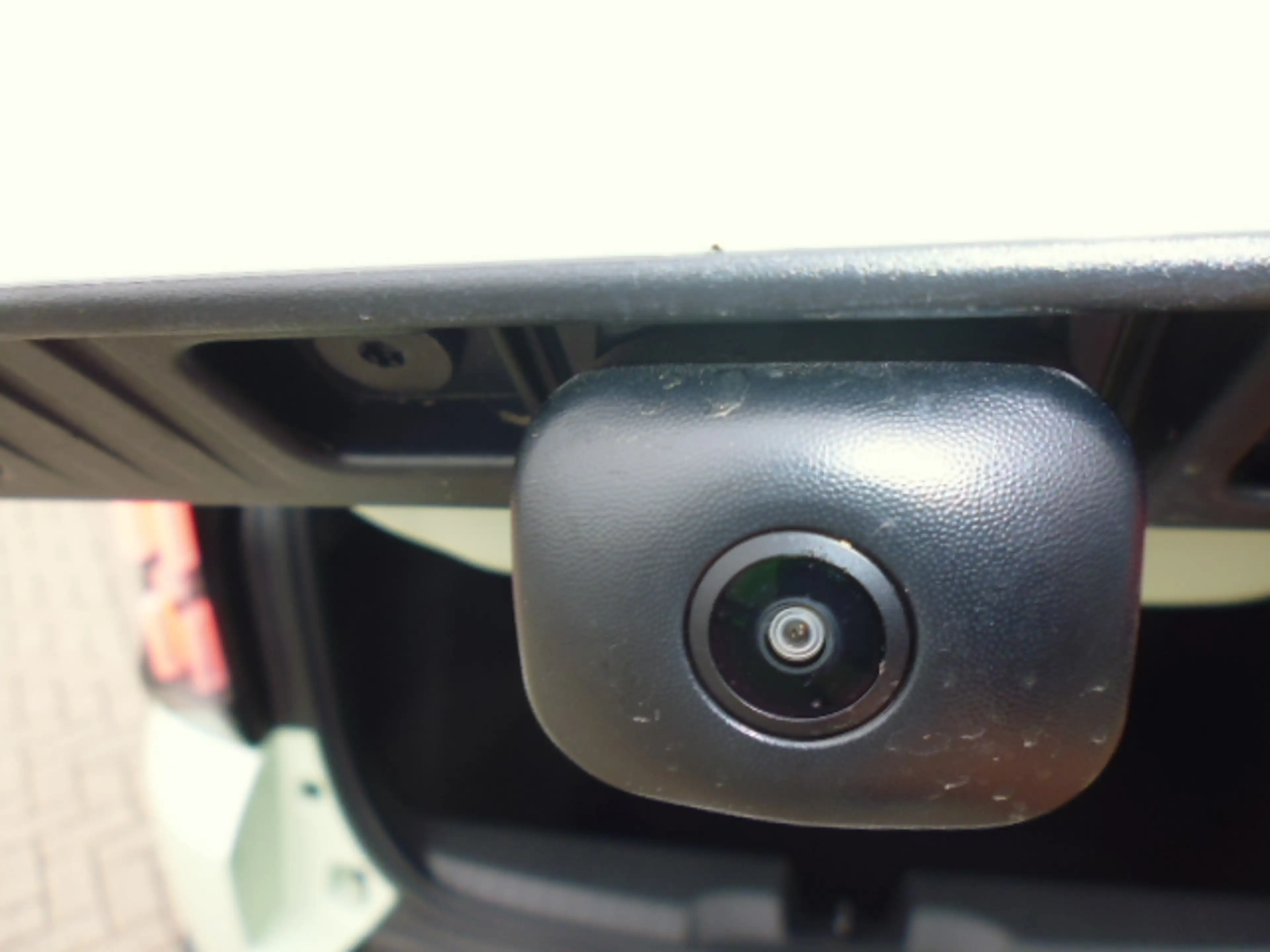 Fiat Grande Panda 1.2 Turbo 74 kW Icon mit Navigation, Kamera hinten, Klimaautomatik — photo 8