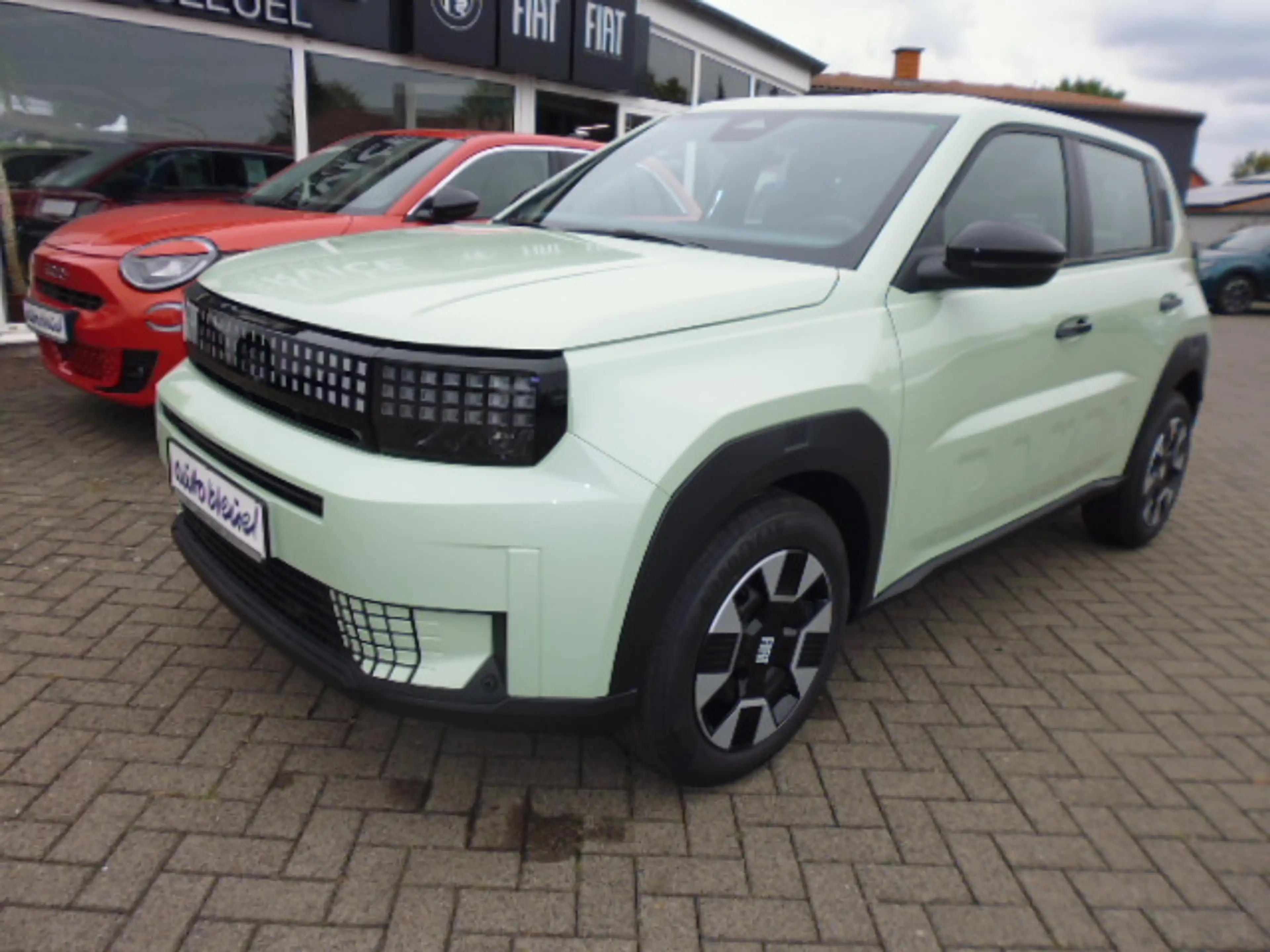 Fiat Grande Panda 1.2 Turbo 74 kW Icon mit Navigation, Kamera hinten, Klimaautomatik — photo 2
