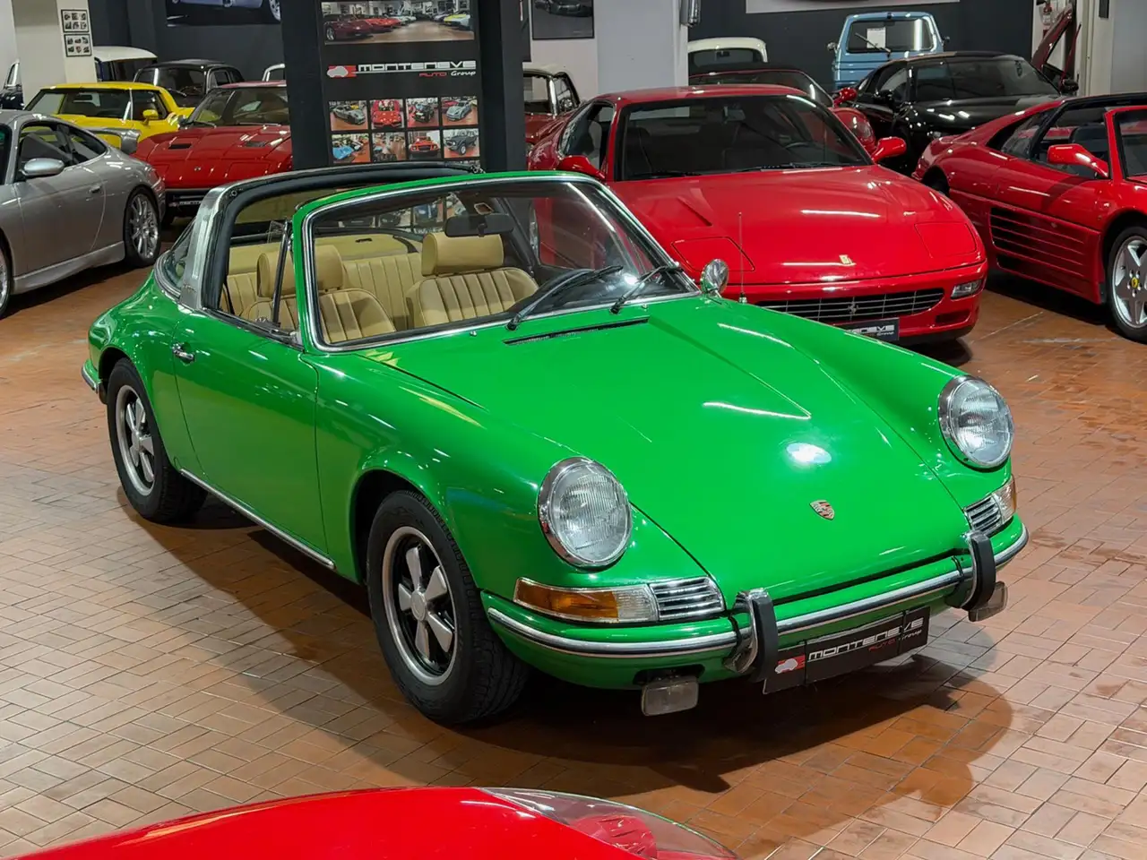 Porsche 911 Targa 2.2T Conda Green-Pelle Beige-Service book, foto 1
