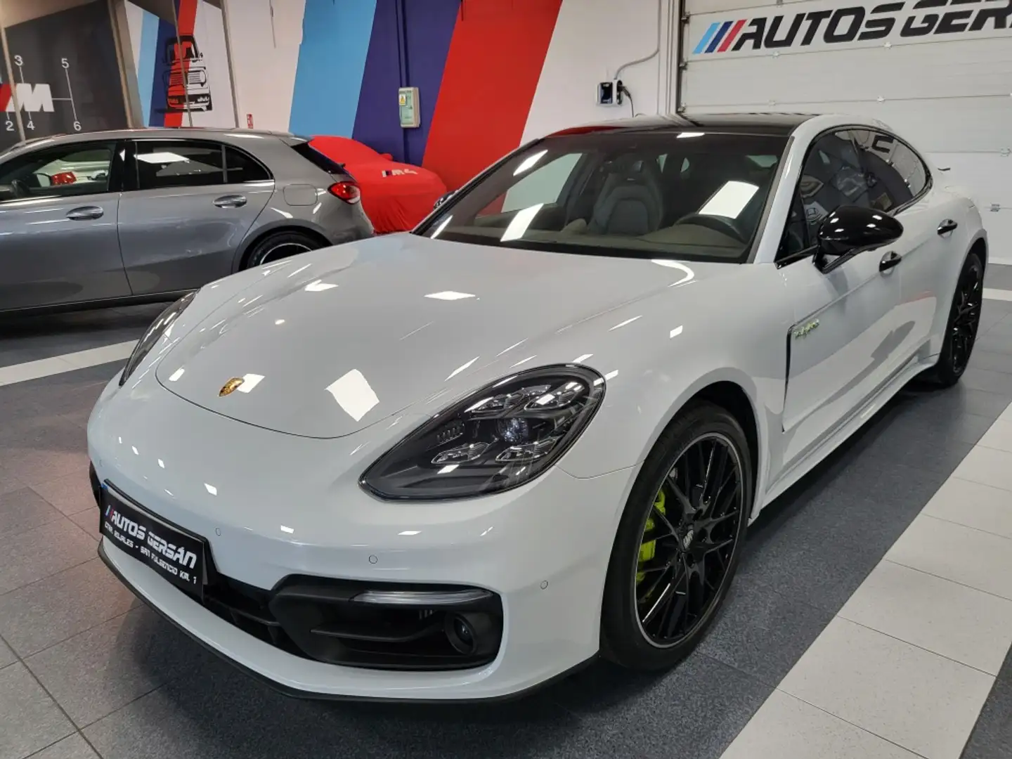 Porsche Panamera 4 E-Hybrid Aut. Blanco - 2