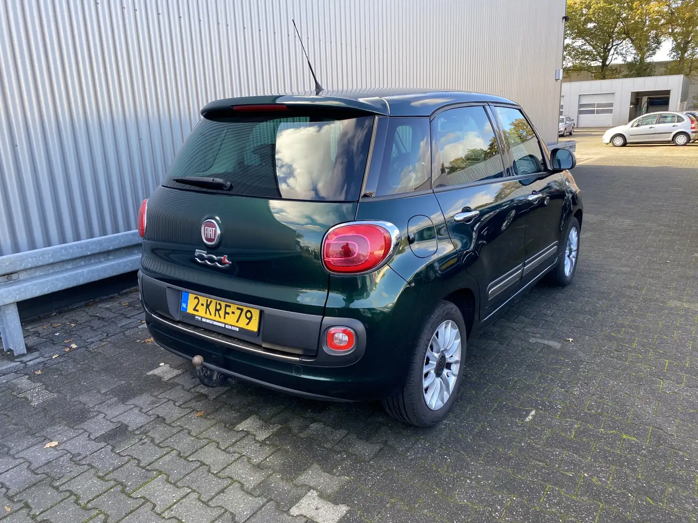 Fiat 500L 0.9 TwinAir Lounge Clima, Stoelvw, Pano, LM, Afn.T Groen - 2