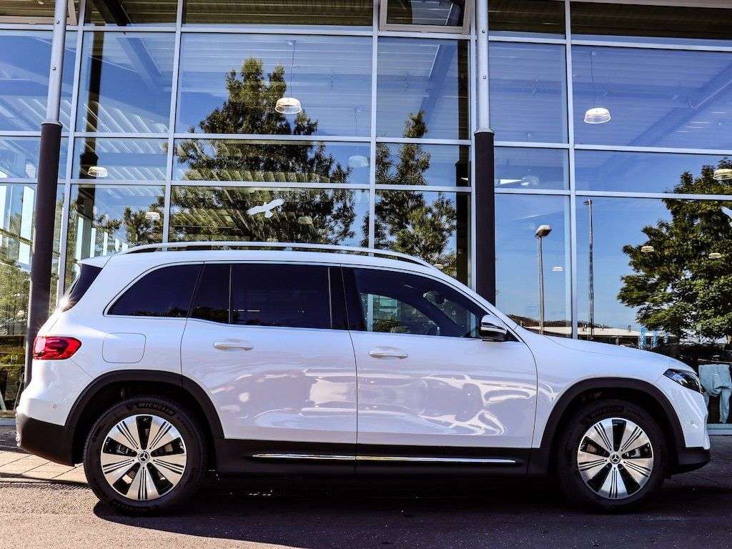 Mercedes-Benz EQB