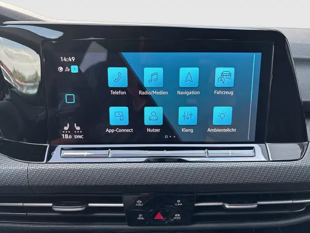 Volkswagen Golf view 12