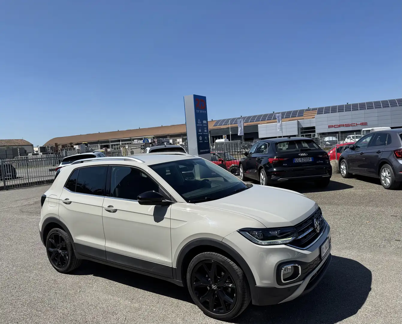 Volkswagen T-Cross 1.0 tsi Advanced 110cv + Black P. /NO VINCOLI Grey - 2