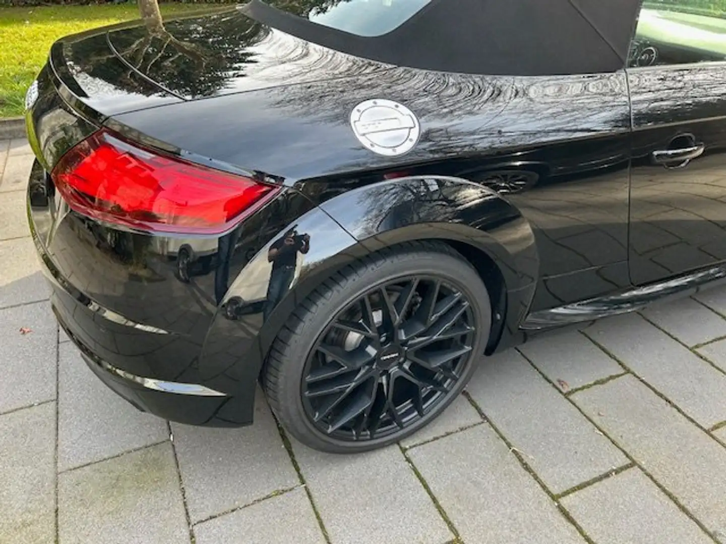 Audi TT TT Roadster 40 TFSI S tronic Schwarz - 2