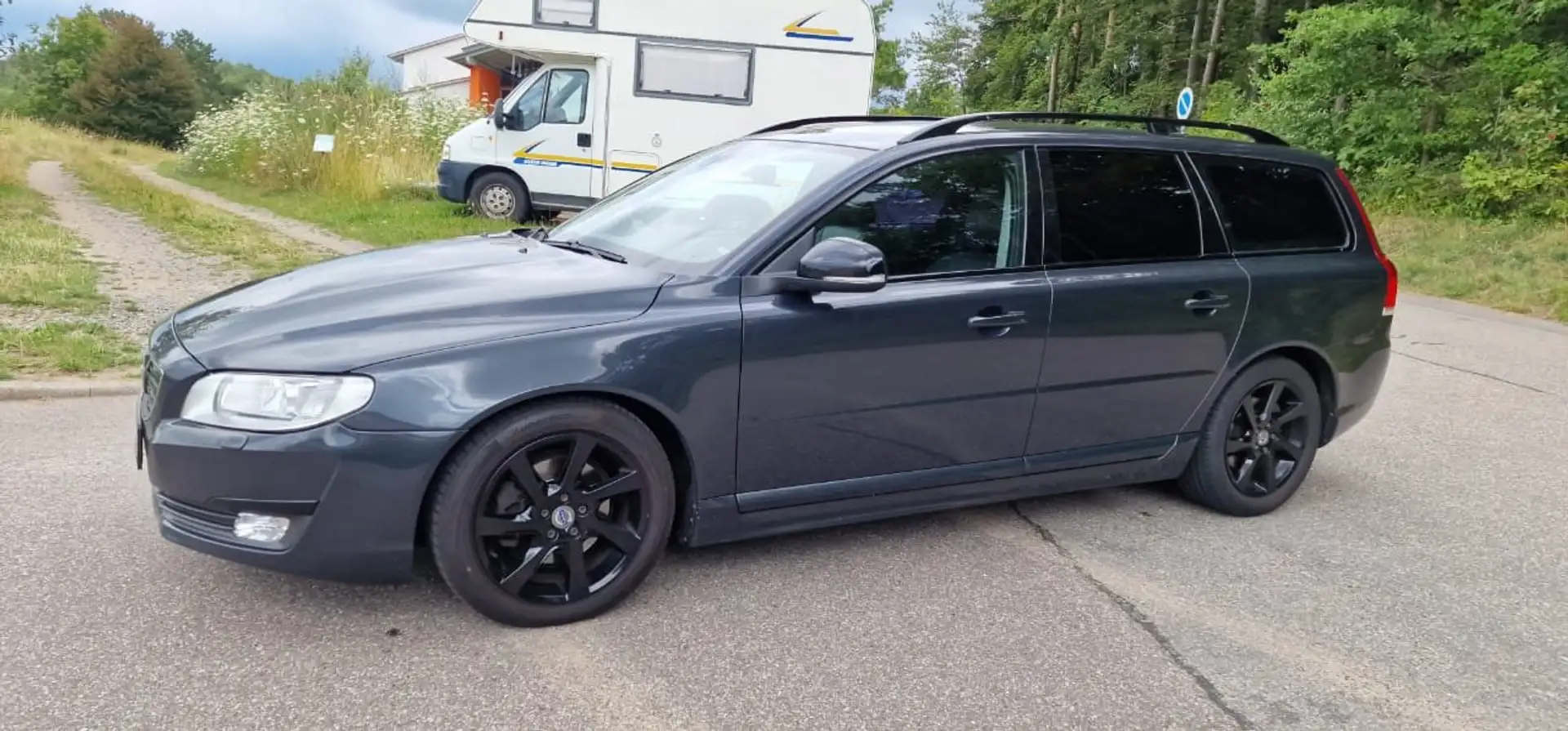 Volvo V70 Edition Grau - 1