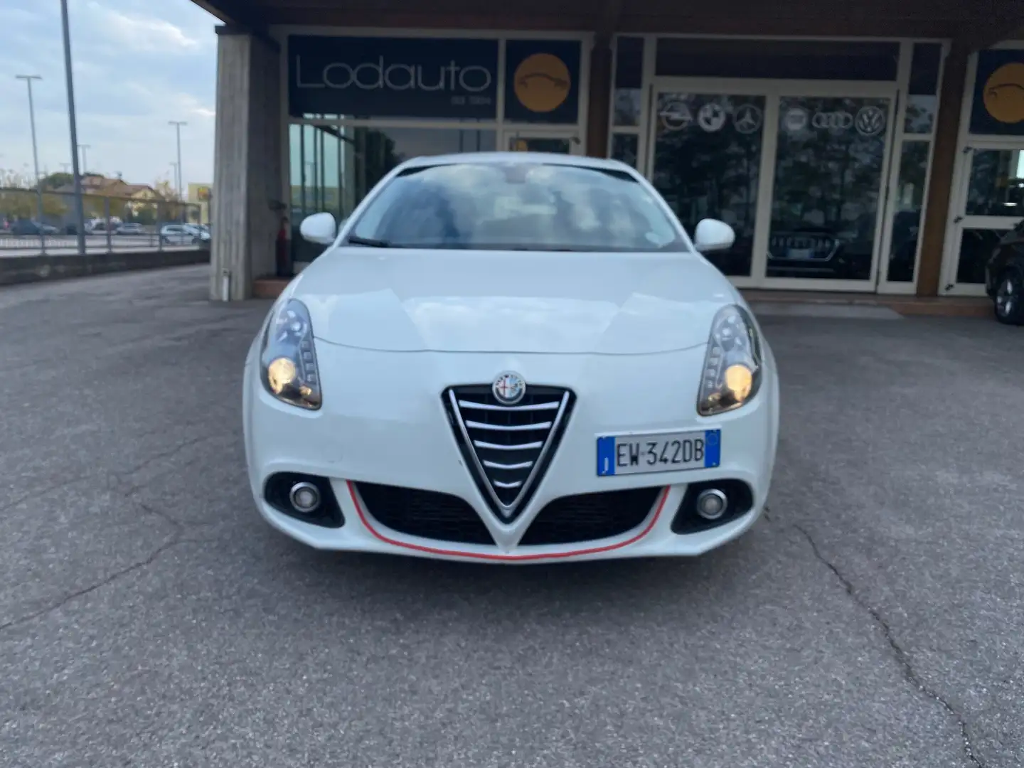Alfa Romeo Giulietta 1.6 jtdm Progression E5+ Bianco - 2