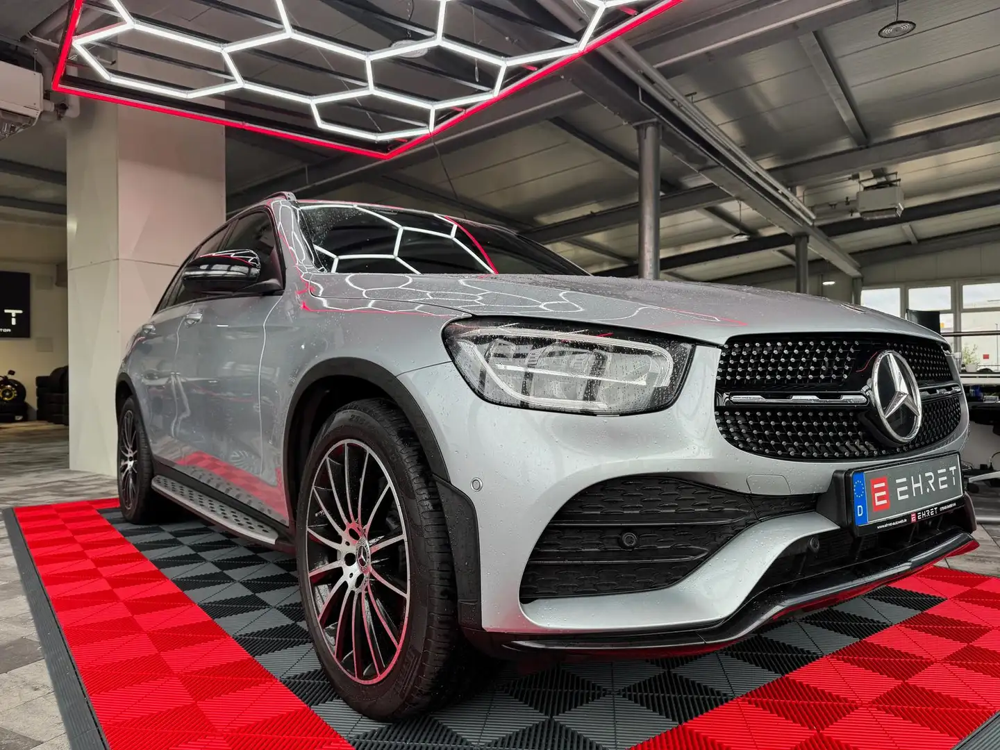 Mercedes-Benz GLC 220 4Matic, AMG, Nightpaket, LED, AHK Argento - 2