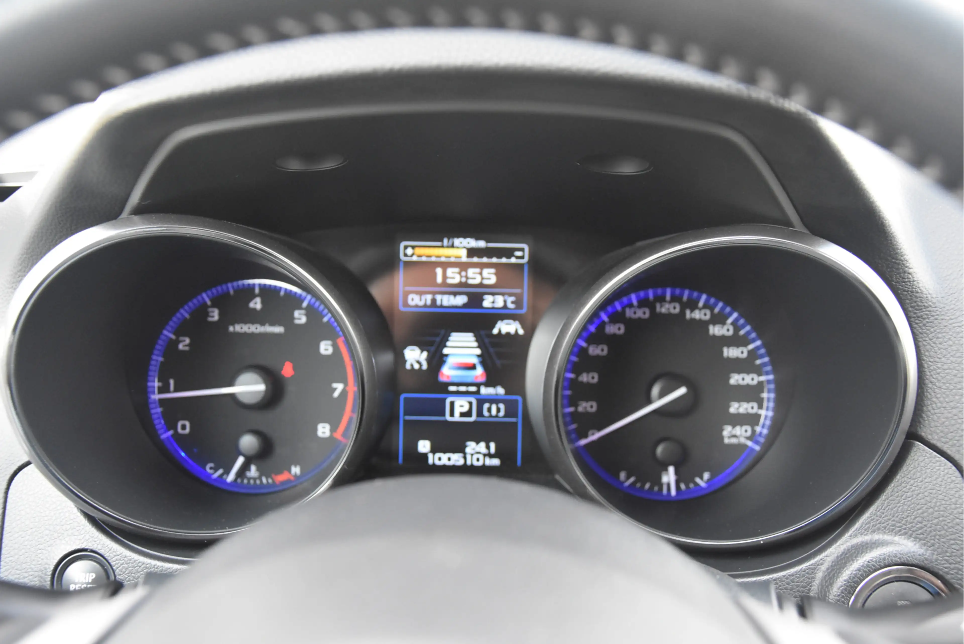 Subaru OUTBACK 2.5i Premium — photo 10