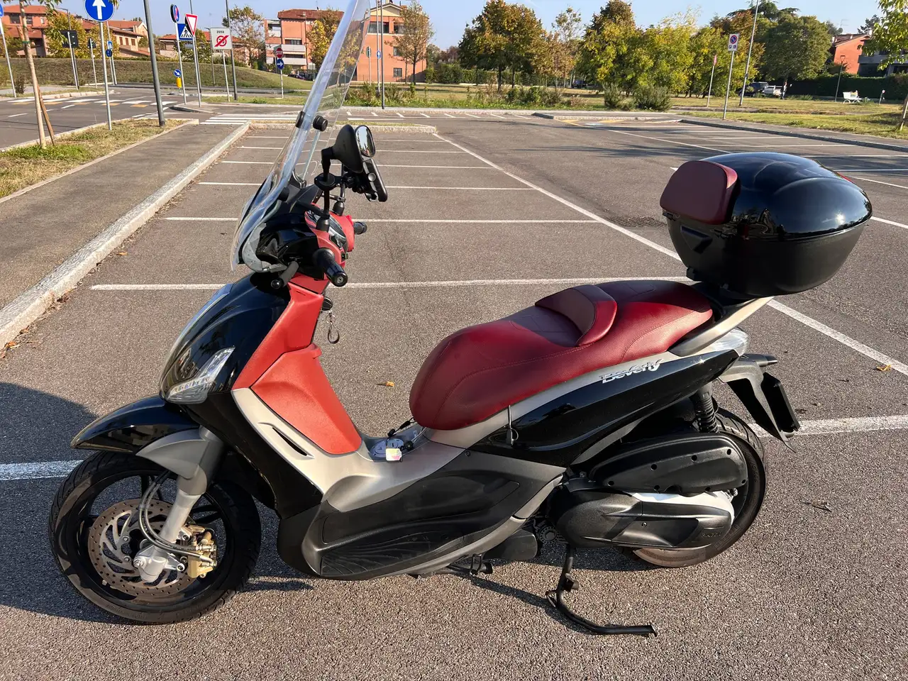 Piaggio Beverly 350