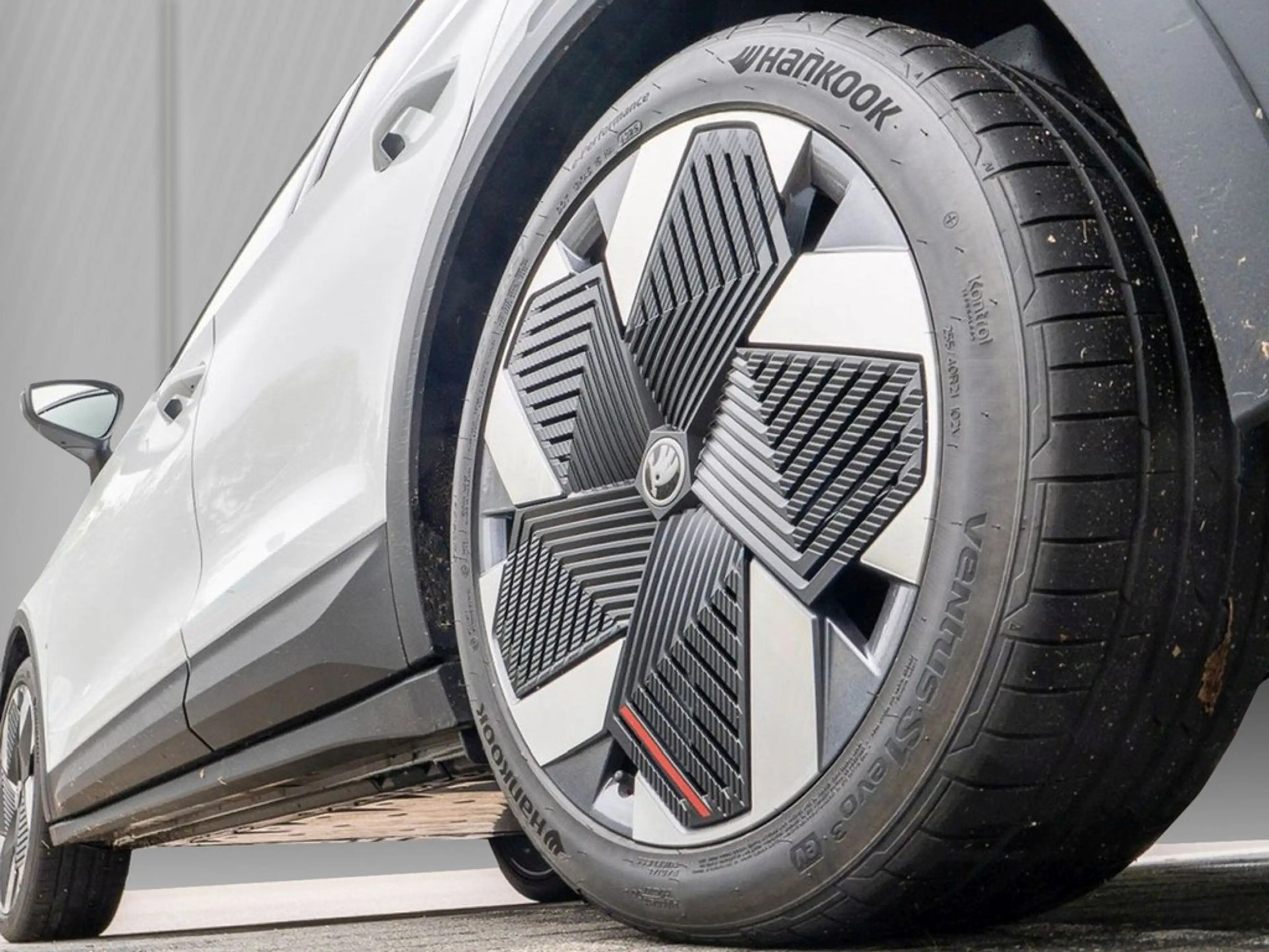Skoda Elroq 85 Lodge Maxx-Paket, Wärmepumpe — photo 5