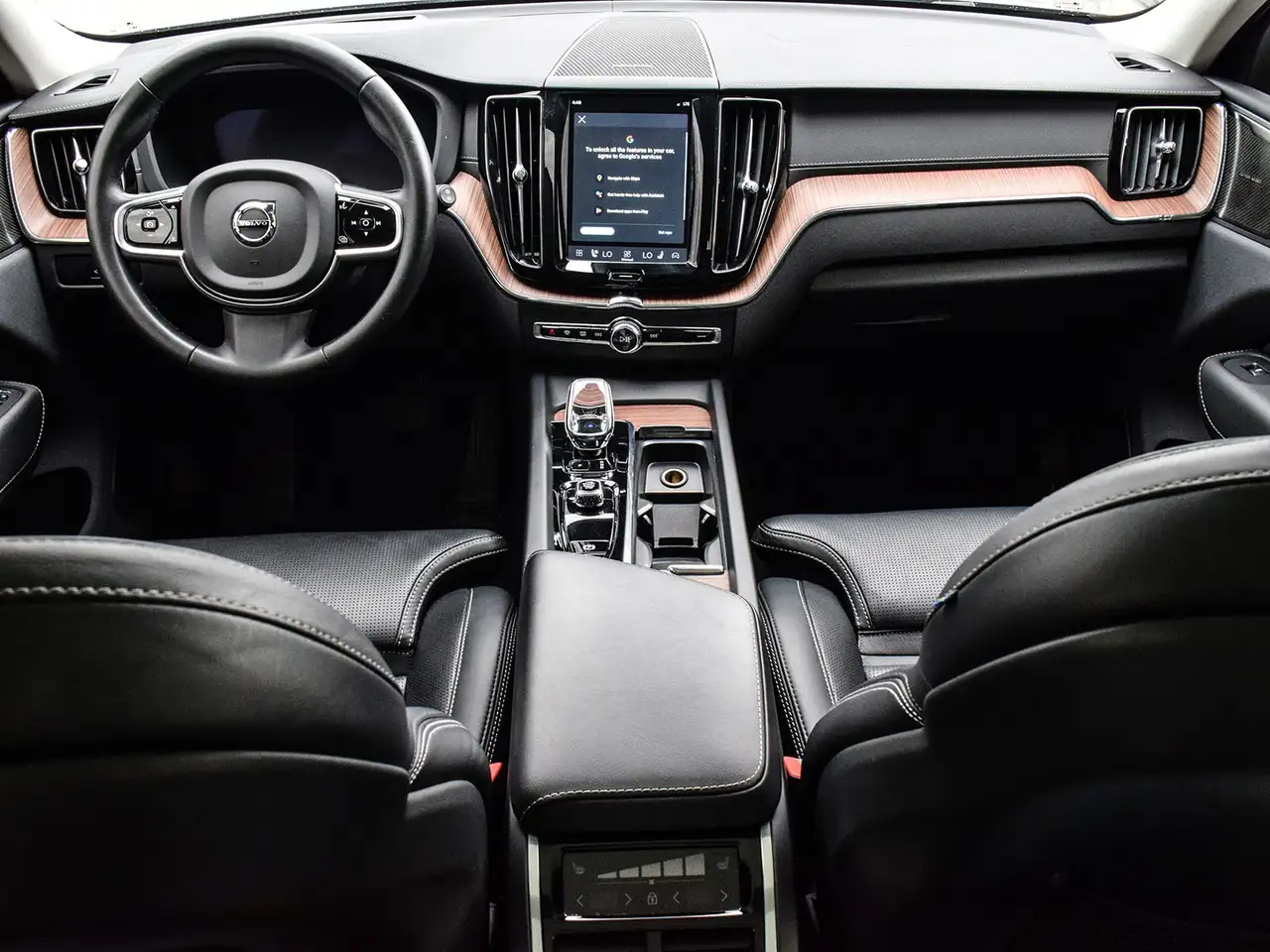 Volvo XC60 снимка Volvo XC60