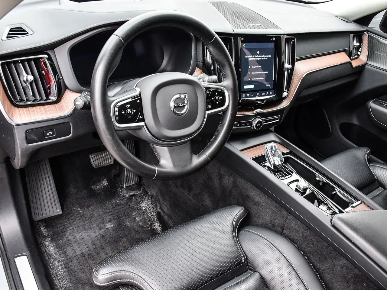 Volvo XC60 снимка Volvo XC60