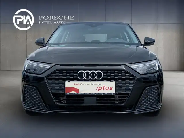 Audi A1 view 2