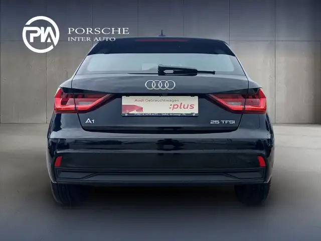 Audi A1 view 5