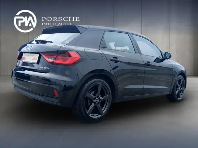 Audi A1 view 4