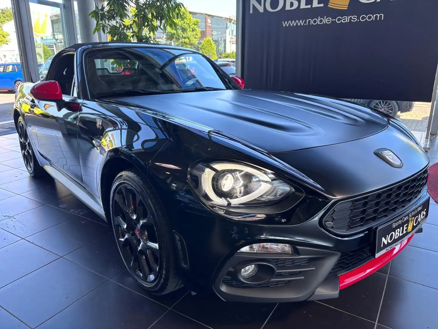 Abarth 124 Spider BOSE LED LEDER ALU Schwarz - 1