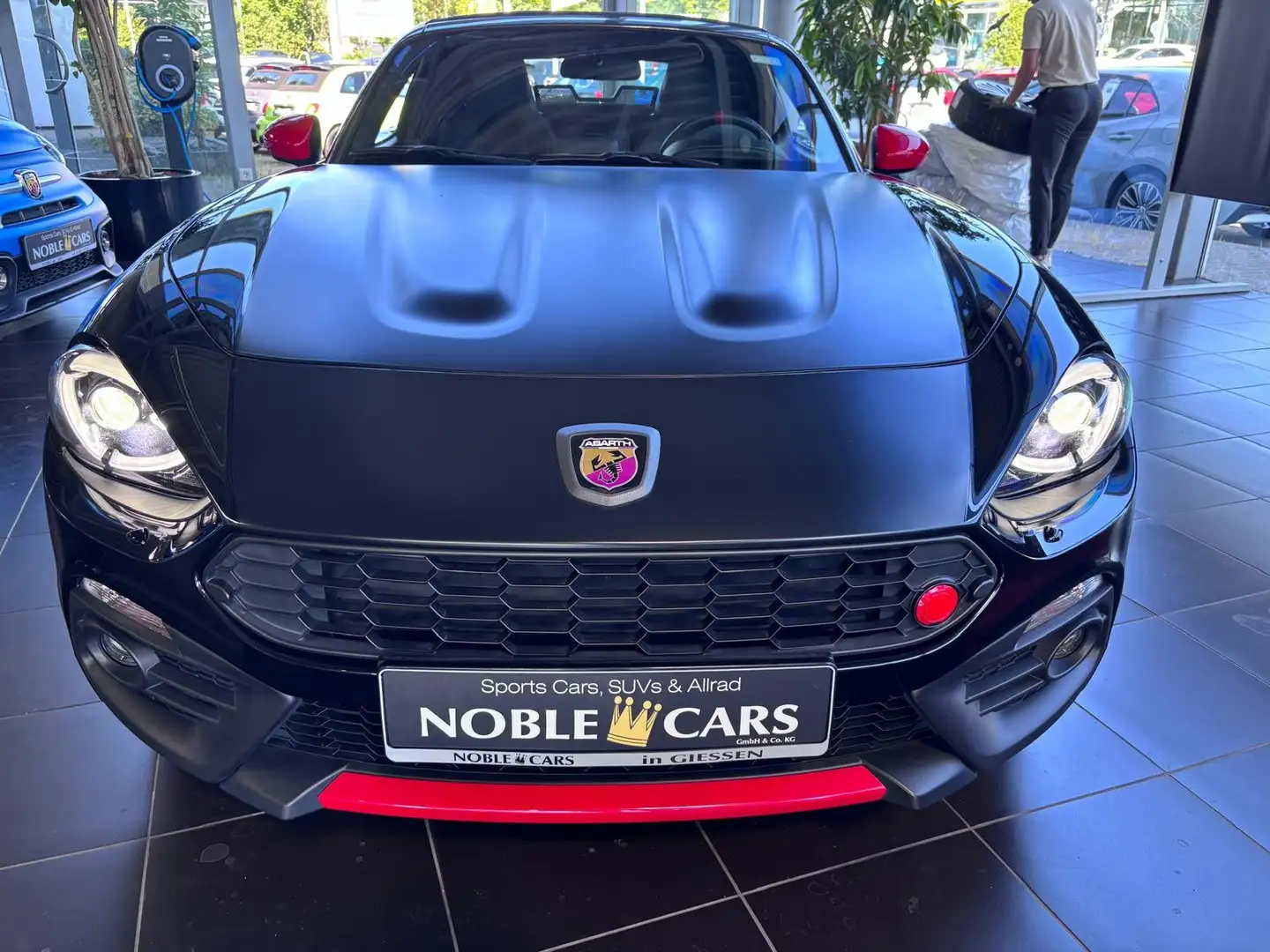 Abarth 124 Spider BOSE LED LEDER ALU Schwarz - 2
