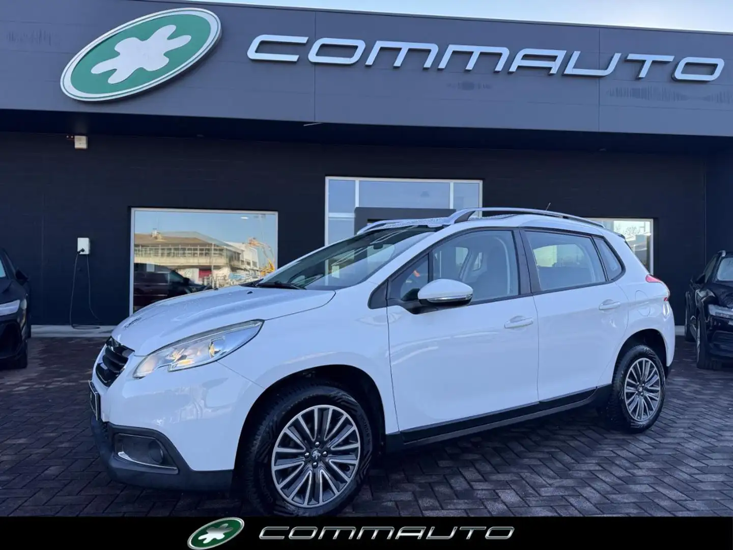 Peugeot 2008 1° serie 1.6 e-HDi 92 CV Stop&Start Allure Bianco - 1