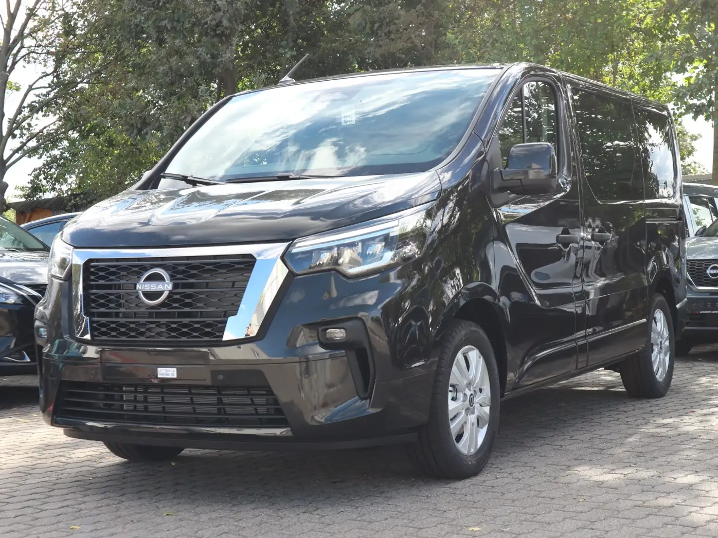 Nissan Primastar Kombi dCi150 Tekna Nav|Kamera|LED Schwarz - 2