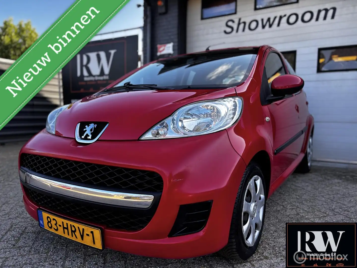 Peugeot 107 1.0-12V Sublime met nieuwe APK! Красный - 1